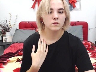 GrettaMelly nude on cam – live sex chat