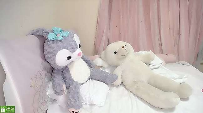 Hcup_Candy_ naked stripping on cam for live sex video chat