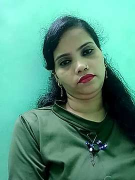 hottygirl00 naked stripping on cam for live sex video chat