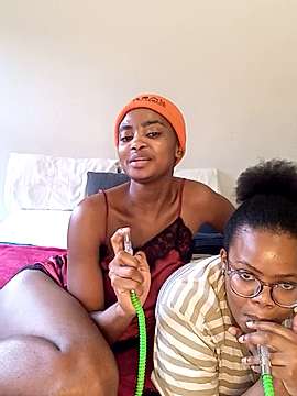 Icy_Queen1 naked stripping on cam for live sex video chat
