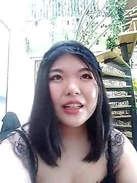 Jade_9628 naked stripping on cam for live sex video chat