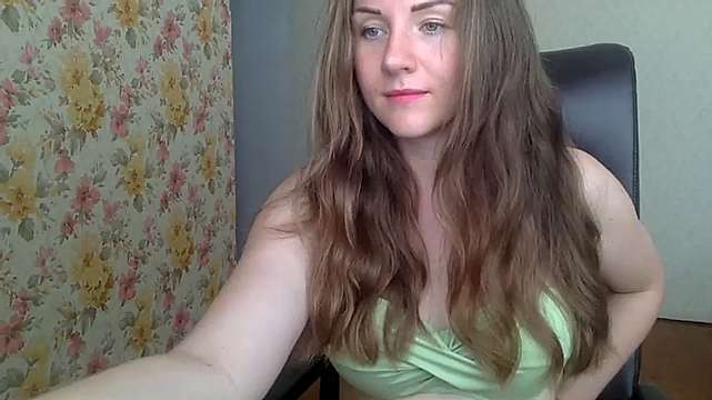 Jasmiiinn naked stripping on cam for live sex video chat