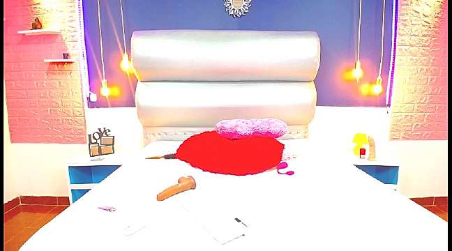 JohanaSolano_ naked stripping on cam for live sex video chat