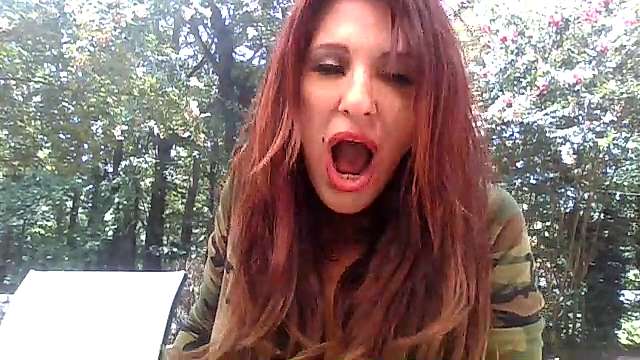 JordyanHayes naked stripping on cam for live sex video chat