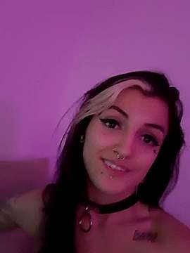 Juicykitty_backup naked stripping on cam for live sex video chat