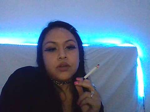 KeniaLuna naked stripping on cam for live sex video chat
