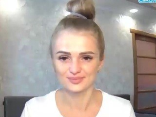 LavrineK2 nude on cam – live sex chat