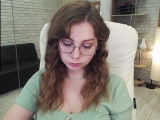 Leahbarton nude on cam – live sex chat