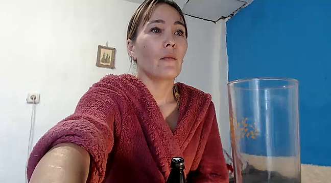 LekaTvoya naked stripping on cam for live sex video chat