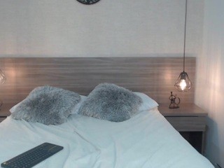 LilaFoxy nude on cam – live sex chat