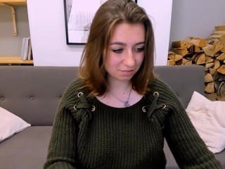 LindaHood nude on cam – live sex chat