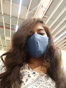 lisa_fun naked stripping on cam for live sex video chat