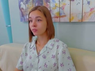 Littlesally nude on cam – live sex chat
