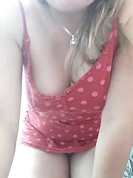 Lola_Hot00 naked stripping on cam for live sex video chat