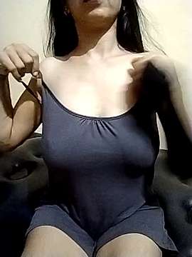 LolitaadvanceHot naked stripping on cam for live sex video chat