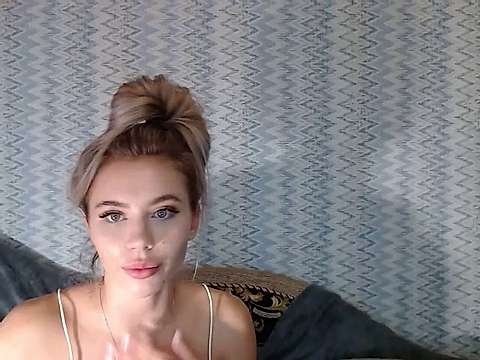 Lovely_Alex naked stripping on cam for live sex video chat