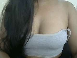 lovely_princes naked stripping on cam for live sex video chat
