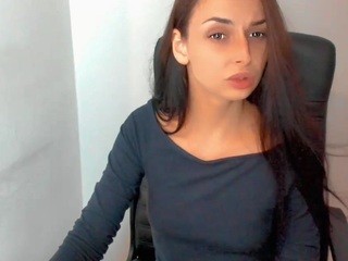 Lovelybetty nude on cam – live sex chat