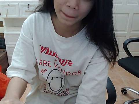 Luna_Victoria_ naked stripping on cam for live sex video chat