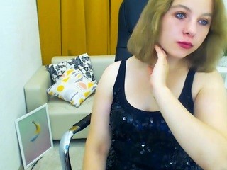Margarita Moon nude on cam – live sex chat