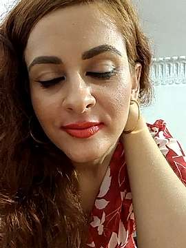 Meghan88 naked stripping on cam for live sex video chat