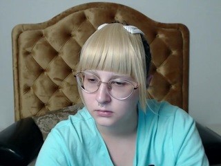 Meghanfoxy nude on cam – live sex chat