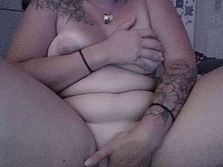 Meilina_Smith naked stripping on cam for live sex video chat