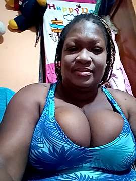 Merry_Blonde naked stripping on cam for live sex video chat