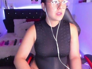 Natalia-guzman nude on cam – live sex chat