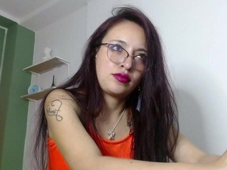 Natura-hot nude on cam – live sex chat