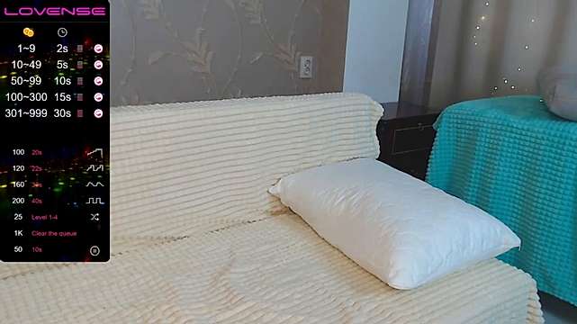 Only_bliss_ naked stripping on cam for live sex video chat
