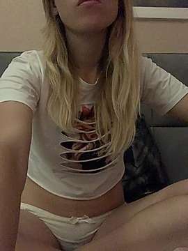 Paulina_Becker naked stripping on cam for live sex video chat