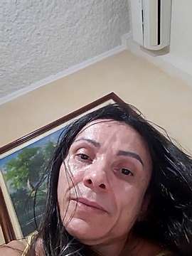 PERFEITINHA naked stripping on cam for live sex video chat
