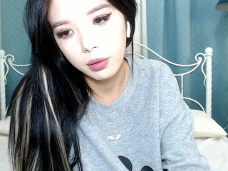 Pinashain nude on cam – live sex chat