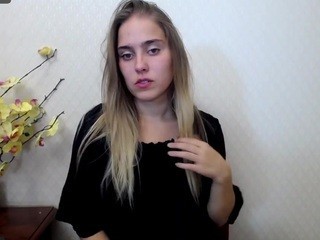 Ravishingg nude on cam – live sex chat