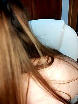 Sarauwu naked stripping on cam for live sex video chat