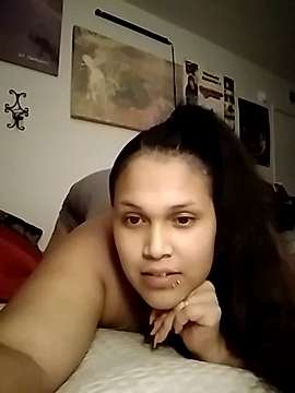 SatansSeductress666 naked stripping on cam for live sex video chat