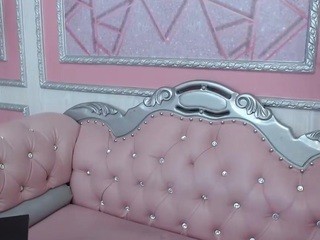 Ssamy-roberts nude on cam – live sex chat
