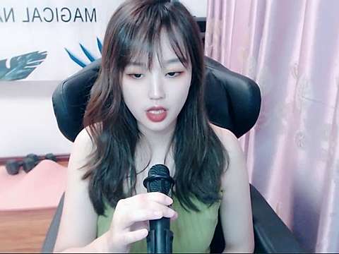 summer_one1 naked stripping on cam for live sex video chat