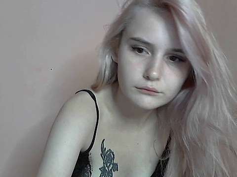 _Sweet_Malvina naked stripping on cam for live sex video chat