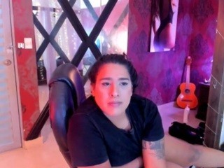 Teressantibanezz nude on cam – live sex chat