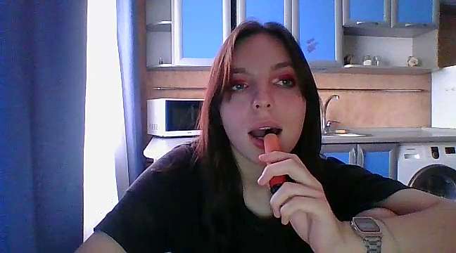 trigasssha naked stripping on cam for live sex video chat