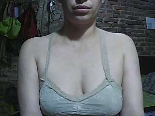 valeflorez naked stripping on cam for live sex video chat