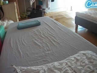 Voyeurcam-julmodels-bed-2 nude on cam – live sex chat