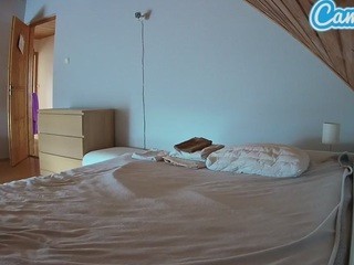 Voyeurcam-julmodels-bed-6 nude on cam – live sex chat