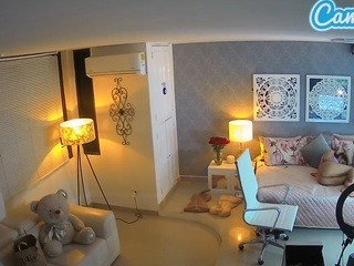Voyeurcam-latina-babe-bedroom-1 nude on cam – live sex chat
