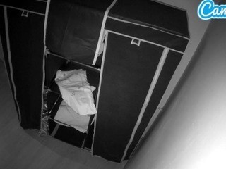 Voyeurcam-spy-locker-room nude on cam – live sex chat