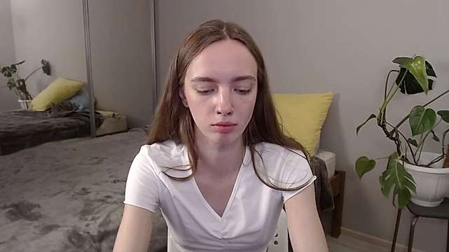 Weeissy naked stripping on cam for live sex video chat