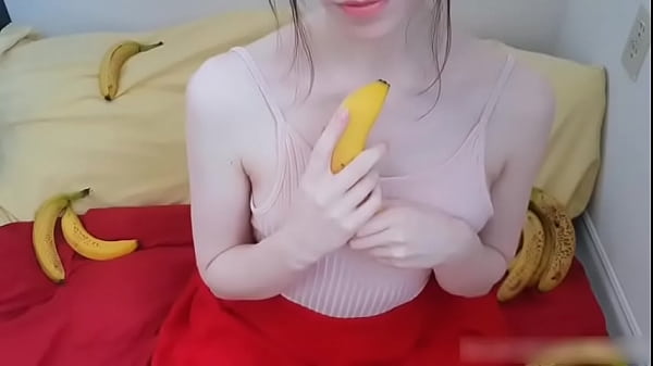 Who is she? quien es ella?