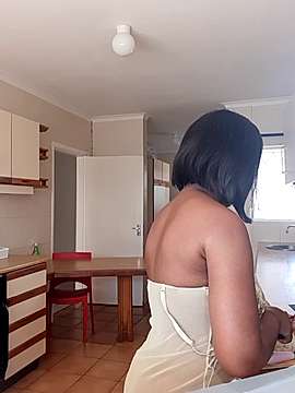 xSashaFierce24x naked stripping on cam for live sex video chat